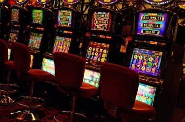 Live dealer managing a blackjack table on milo 4d platform